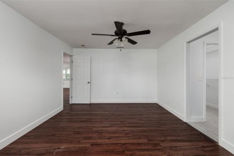 Casa en venta en Palm Harbor, Florida, 3 dormitorios, 125.6 m2 № 1853754 - foto 12