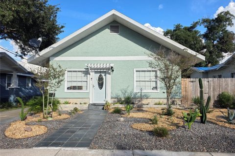 Propiedad comercial en Lakeland, Florida 224.08 m2 № 2425899