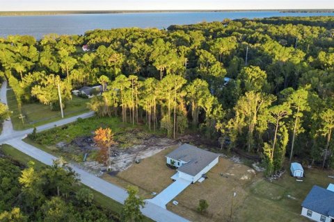 Villa ou maison à vendre à Crescent City, Floride: 3 chambres, 158.03 m2 № 2430727 - photo 5