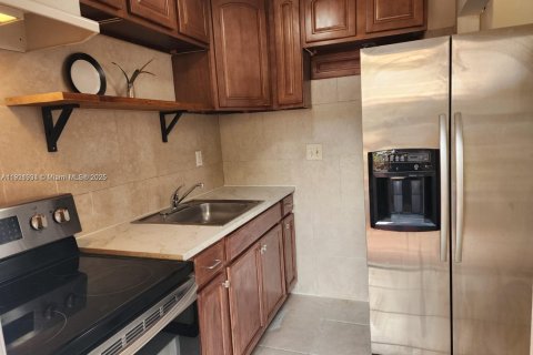 Copropriété à louer à Pompano Beach, Floride: 2 chambres, 67.08 m2 № 1975862 - photo 3