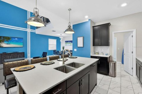 Villa ou maison à louer à Davenport, Floride: 5 chambres, 286.23 m2 № 2206595 - photo 6
