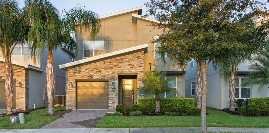Villa ou maison à Davenport, Floride 5 chambres, 286.23 m2 № 2206595