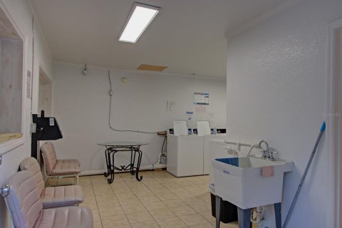 Commercial property in Leesburg, Florida 2032.98 sq.m. № 1632182 - photo 15