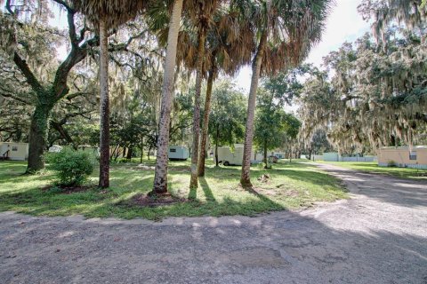 Commercial property in Leesburg, Florida 2032.98 sq.m. № 1632182 - photo 9
