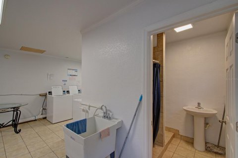 Commercial property in Leesburg, Florida 2032.98 sq.m. № 1632182 - photo 14