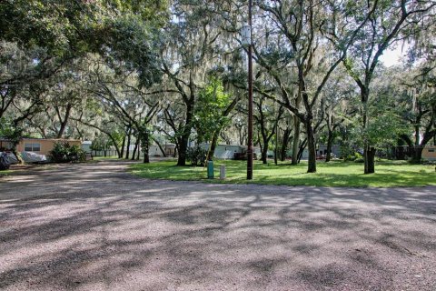 Commercial property in Leesburg, Florida 2032.98 sq.m. № 1632182 - photo 6