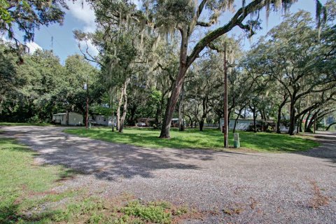 Commercial property in Leesburg, Florida 2032.98 sq.m. № 1632182 - photo 18