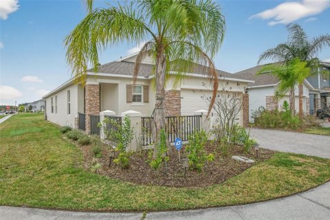 Villa ou maison à vendre à New Smyrna Beach, Floride: 3 chambres, 153.57 m2 № 2418821 - photo 4