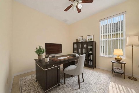 House in Winter Springs, Florida 4 bedrooms, 209.59 sq.m. № 2355721 - photo 15