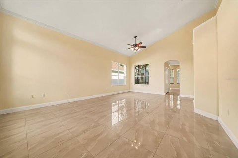House in Winter Springs, Florida 4 bedrooms, 209.59 sq.m. № 2355721 - photo 6