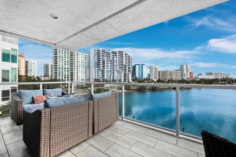 Condominio en venta en Sarasota, Florida, 2 dormitorios, 170.66 m2 № 1551012 - foto 11