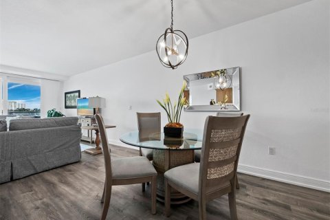 Condominio en venta en Sarasota, Florida, 2 dormitorios, 170.66 m2 № 1551012 - foto 17