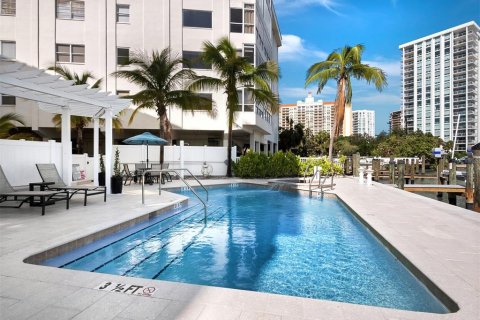 Condominio en venta en Sarasota, Florida, 2 dormitorios, 170.66 m2 № 1551012 - foto 28