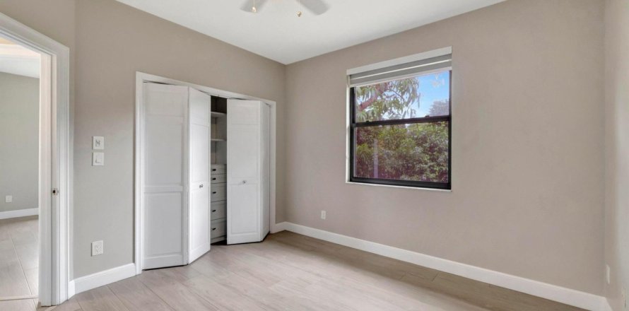 Villa ou maison à Boca Raton, Floride 5 chambres, 332.22 m2 № 1040713
