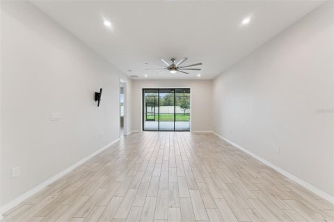 Casa en venta en Winter Park, Florida, 4 dormitorios, 280.56 m2 № 2306311 - foto 7