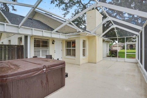 House in Auburndale, Florida 3 bedrooms, 205.78 sq.m. № 2410053 - photo 30