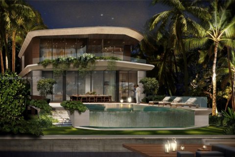 House in Miami Beach, Florida 6 bedrooms № 1970857 - photo 2