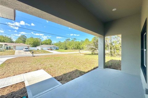 Villa ou maison à vendre à Citrus Springs, Floride: 3 chambres, 142.05 m2 № 1677808 - photo 5
