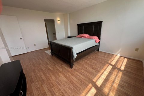 Condominio en alquiler en Miami, Florida, 2 dormitorios, 105.91 m2 № 1953190 - foto 20