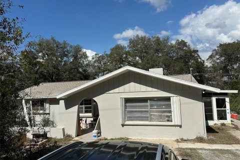 Снять в аренду виллу или дом в Даннеллон, Флорида 3 спальни, 107.02м2, № 1608417 - фото 1