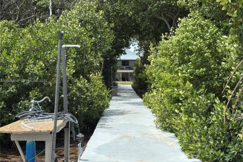 Casa en venta en Marathon, Florida, 5 dormitorios № 2071944 - foto 2