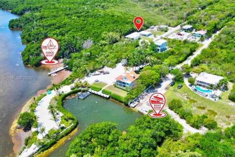 Casa en venta en Marathon, Florida, 5 dormitorios № 2071944 - foto 17