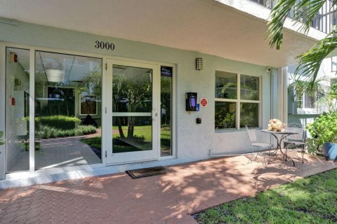 Condominio en venta en Wilton Manors, Florida, 2 dormitorios, 92.9 m2 № 2422186 - foto 5