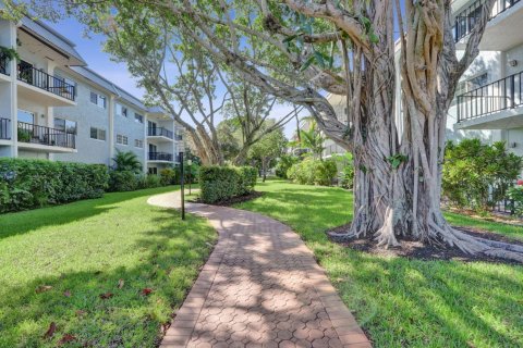 Condominio en venta en Wilton Manors, Florida, 2 dormitorios, 92.9 m2 № 2422186 - foto 2
