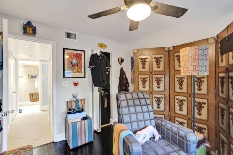 Condominio en venta en Wilton Manors, Florida, 2 dormitorios, 92.9 m2 № 2422186 - foto 21