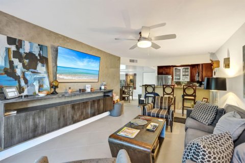 Condominio en venta en Wilton Manors, Florida, 2 dormitorios, 92.9 m2 № 2422186 - foto 16