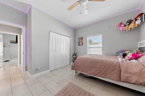 House in Boynton Beach, Florida 3 bedrooms, 148.18 sq.m. № 2183896 - photo 27