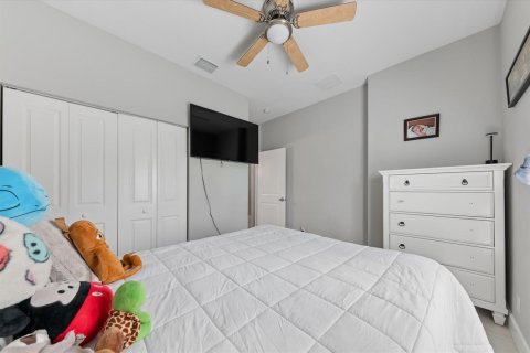 House in Boynton Beach, Florida 3 bedrooms, 148.18 sq.m. № 2183896 - photo 24