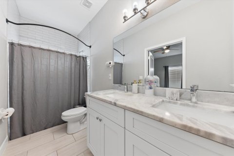 House in Boynton Beach, Florida 3 bedrooms, 148.18 sq.m. № 2183896 - photo 21