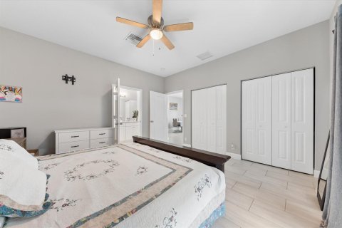 House in Boynton Beach, Florida 3 bedrooms, 148.18 sq.m. № 2183896 - photo 19