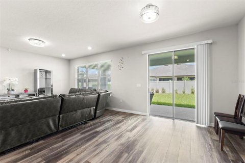 Casa en venta en Lutz, Florida, 4 dormitorios, 288.65 m2 № 2210272 - foto 17