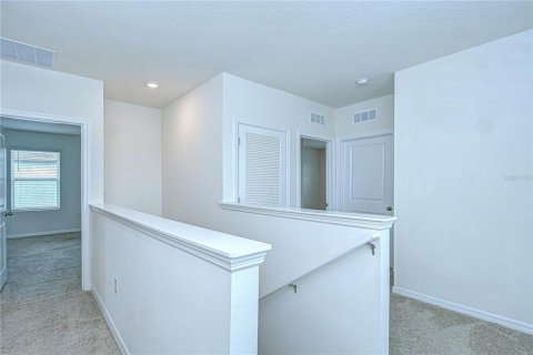 House in Wesley Chapel, Florida 4 bedrooms, 186.45 sq.m. № 1838433 - photo 14