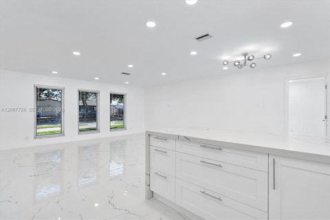 Villa ou maison à vendre à Fort Lauderdale, Floride: 3 chambres, 154.5 m2 № 2289077 - photo 20