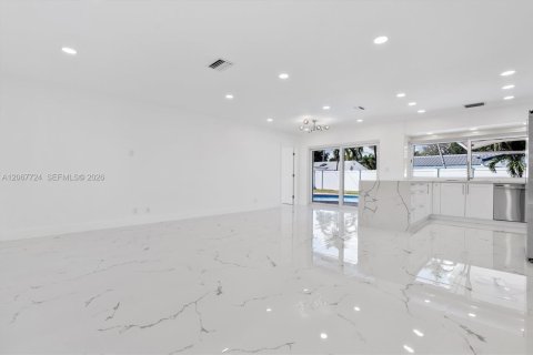 Villa ou maison à vendre à Fort Lauderdale, Floride: 3 chambres, 154.5 m2 № 2289077 - photo 8