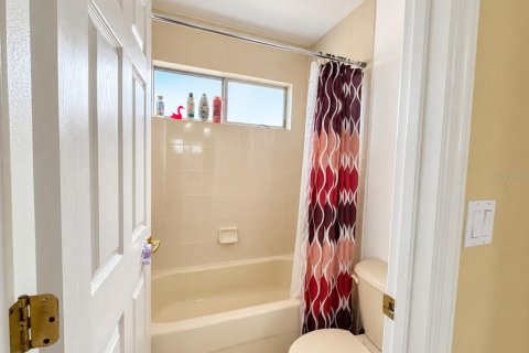 Villa ou maison à vendre à Haines City, Floride: 5 chambres, 236.16 m2 № 2405206 - photo 23