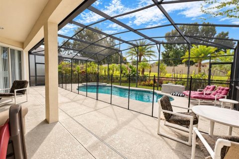 Villa ou maison à vendre à Haines City, Floride: 5 chambres, 236.16 m2 № 2405206 - photo 27