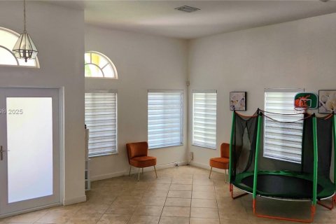 Villa ou maison à vendre à Homestead, Floride: 4 chambres, 259.38 m2 № 1895762 - photo 11