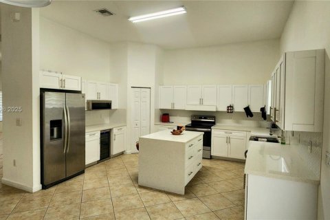 Villa ou maison à vendre à Homestead, Floride: 4 chambres, 259.38 m2 № 1895762 - photo 16