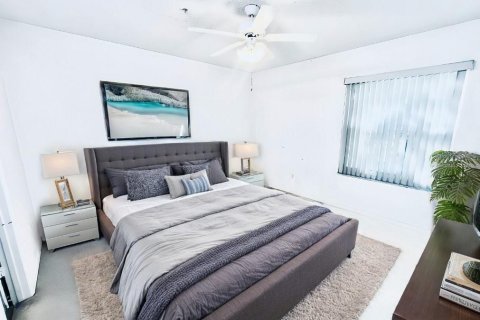 Condo in Altamonte Springs, Florida, 2 bedrooms  № 1382612 - photo 5