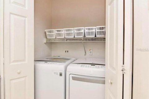 Condo in Altamonte Springs, Florida, 2 bedrooms  № 1382612 - photo 11