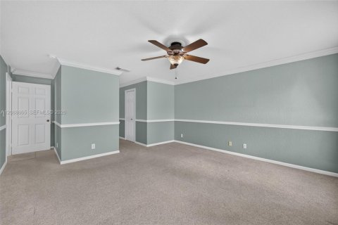 Villa ou maison à vendre à Port St. Lucie, Floride: 3 chambres, 167.13 m2 № 2429743 - photo 24