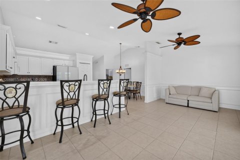 Villa ou maison à vendre à Port St. Lucie, Floride: 3 chambres, 167.13 m2 № 2429743 - photo 12