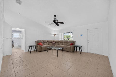 Villa ou maison à vendre à Port St. Lucie, Floride: 3 chambres, 167.13 m2 № 2429743 - photo 7