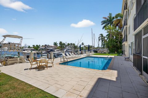 Condo in Fort Lauderdale, Florida, 2 bedrooms  № 1872595 - photo 26