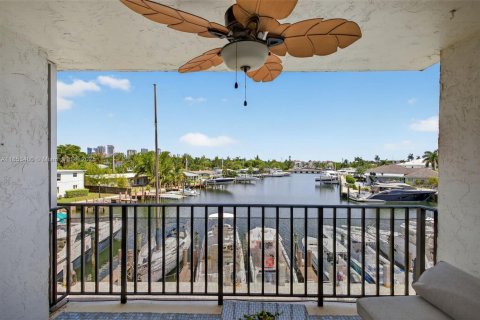 Condo in Fort Lauderdale, Florida, 2 bedrooms  № 1872595 - photo 24