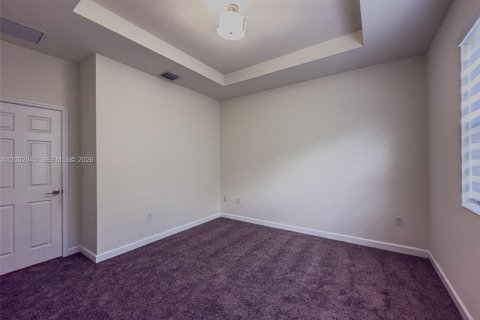 Touwnhouse à vendre à Hialeah, Floride: 3 chambres, 131.18 m2 № 2068518 - photo 20